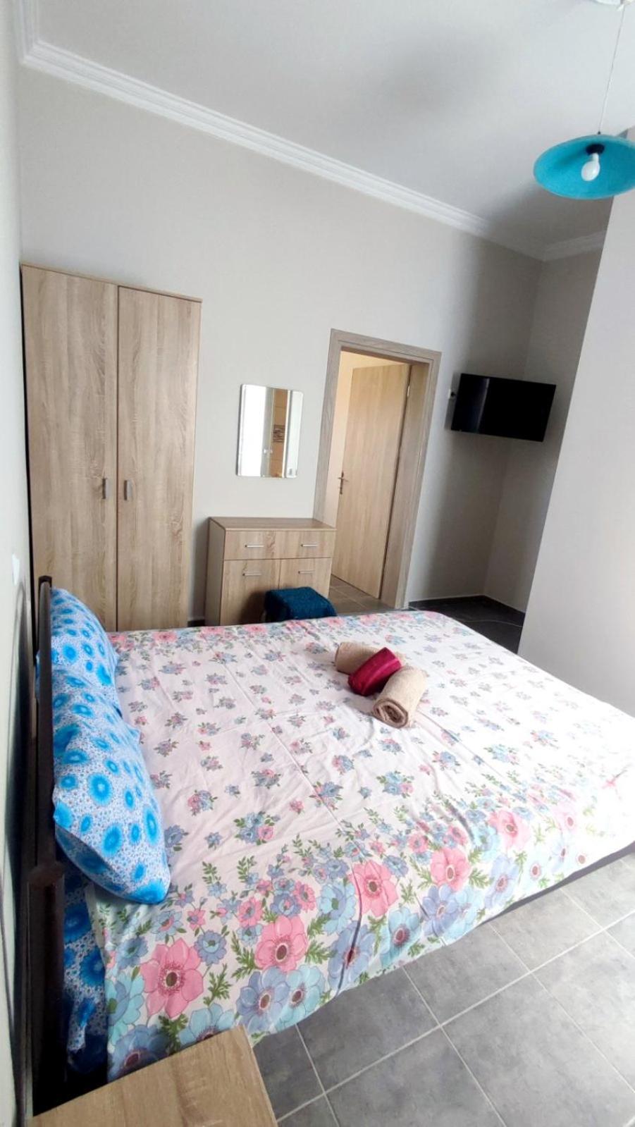 Iordanis Apartment Неа Карвали Екстериор снимка